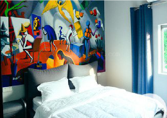 襄城对于酒店的墙体彩绘而言更注重哪些方面？