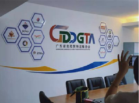 襄城公司走廊文化墙如何设计布置？